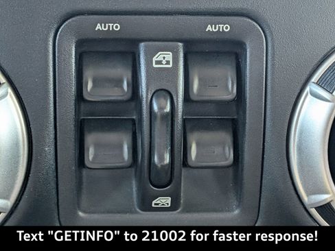 Used 2018 Jeep Wrangler Unlimited Sahara w/ Dual Top Group image 22