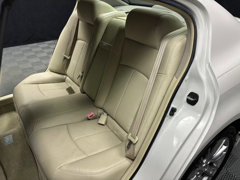 Used 2011 INFINITI G37 x Sedan w/ Premium Pkg image 33