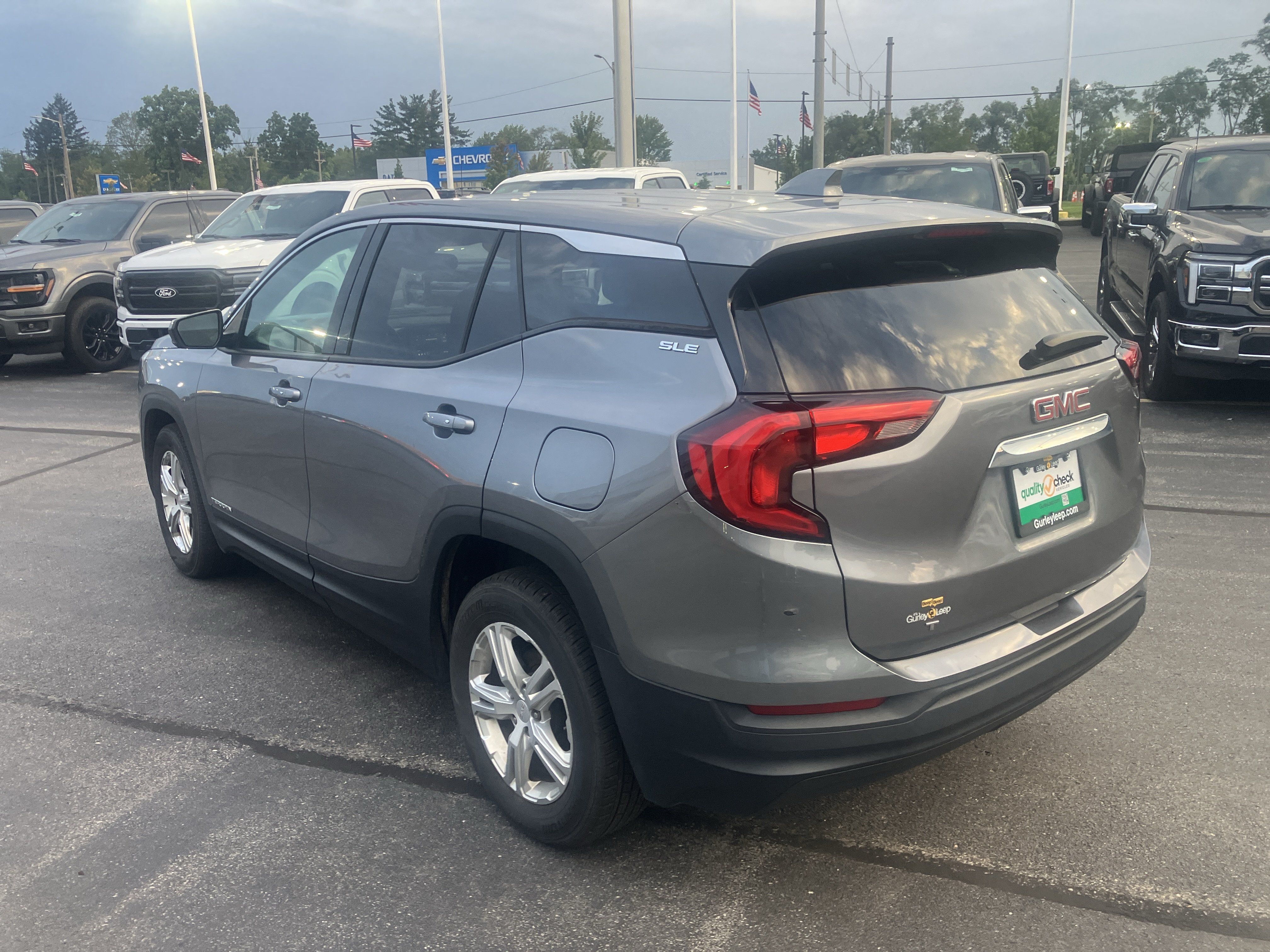 Used 2020 GMC Terrain SLE FWD image 5