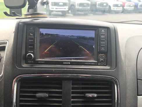 Used 2018 Dodge Grand Caravan GT FWD image 24