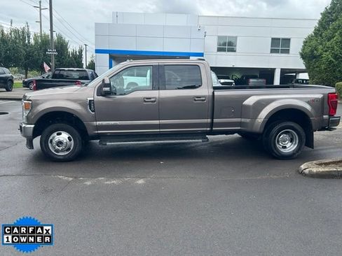 Used 2022 Ford F350 Lariat w/ Lariat Value Package AWD/4WD image 4