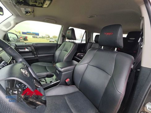 Used 2019 Toyota 4Runner TRD Off-Road Premium image 11