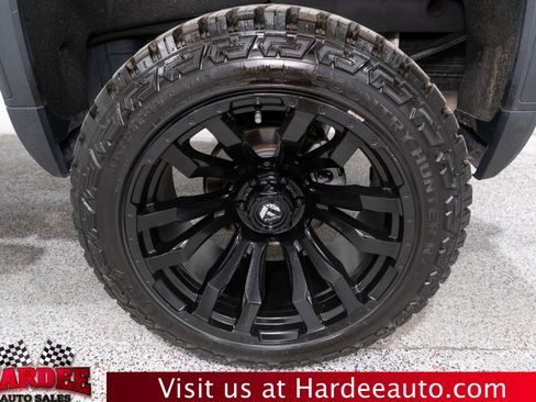 Used 2023 GMC Sierra 1500 Elevation w/ Elevation Premium Package AWD/4WD image 10