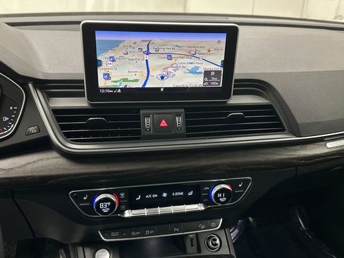 Used 2018 Audi Q5 2.0T Premium Plus w/ Premium Plus Package image 14