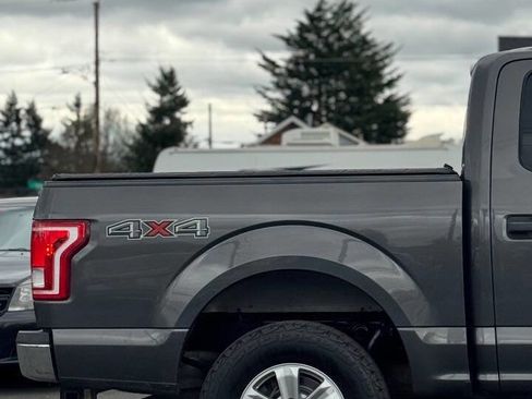 Used 2015 Ford F150 XLT image 18