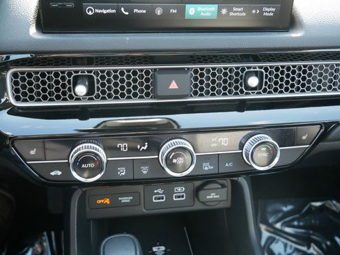 Certified 2024 Honda Civic Touring image 23