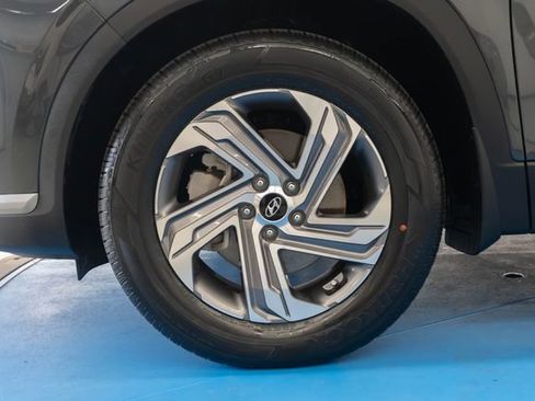 Used 2023 Hyundai Santa Fe SEL FWD image 2