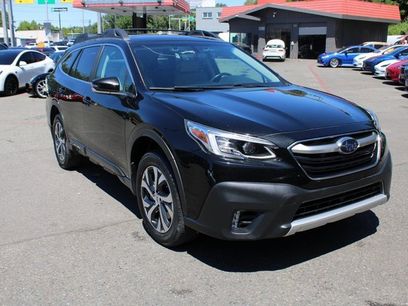 Used 2020 Subaru Outback Limited w/ Tech Package 2