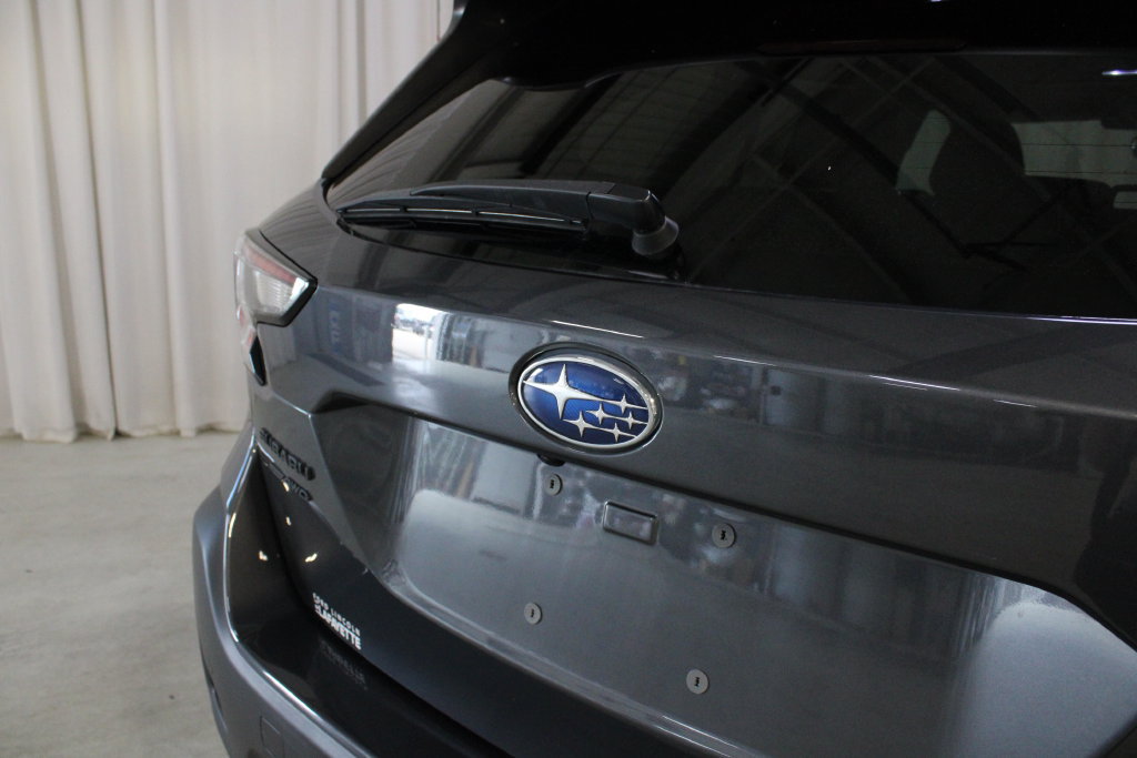 Used 2024 Subaru Outback Onyx Edition AWD/4WD image 32