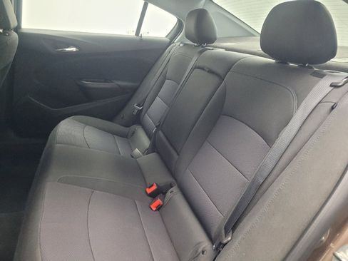 Used 2019 Chevrolet Cruze LT image 18