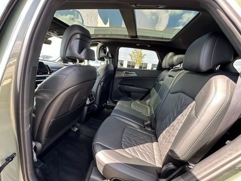 Used 2023 Kia Sportage X-Line w/ X-Line Premium Package AWD/4WD image 12