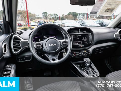 Used 2025 Kia Soul LX w/ LX Technology Package image 29