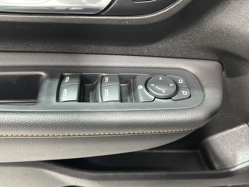 Used 2019 GMC Terrain SLT image 19