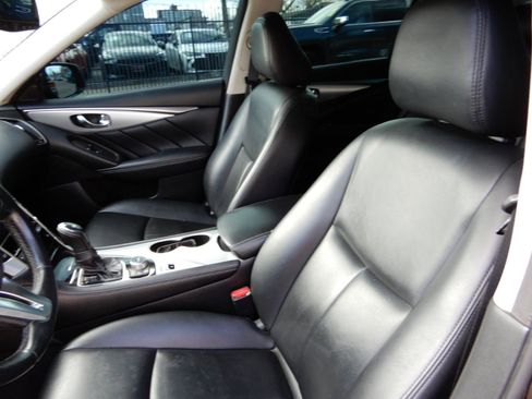Used 2021 INFINITI Q50 Luxe RWD image 12