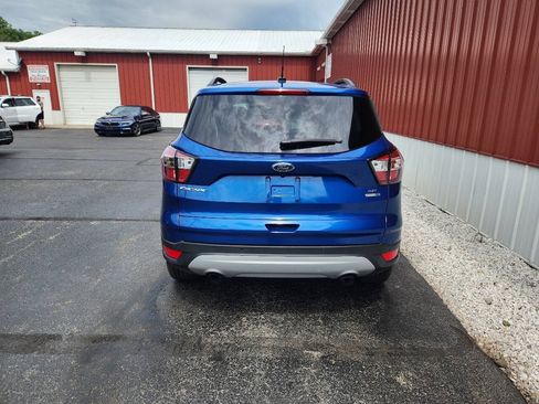 Used 2017 Ford Escape SE w/ Equipment Group 201A AWD/4WD image 6