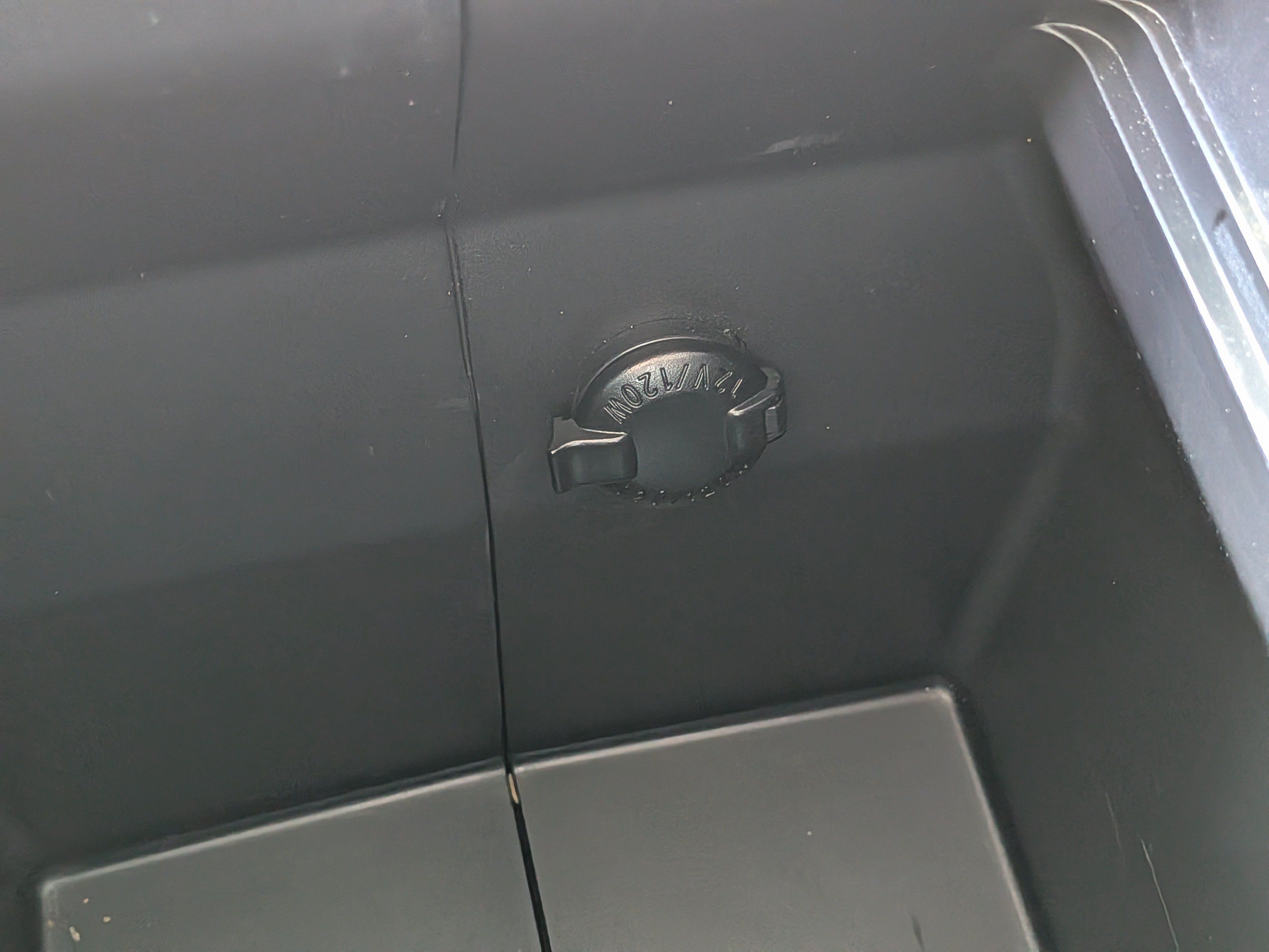 Used 2023 Toyota Highlander XLE FWD image 34