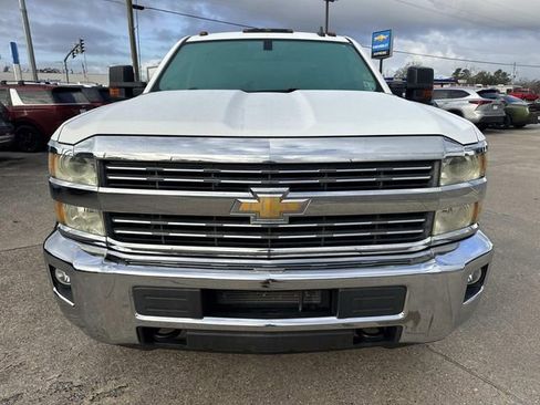 Used 2015 Chevrolet Silverado 3500 LT w/ LT Convenience Package image 2