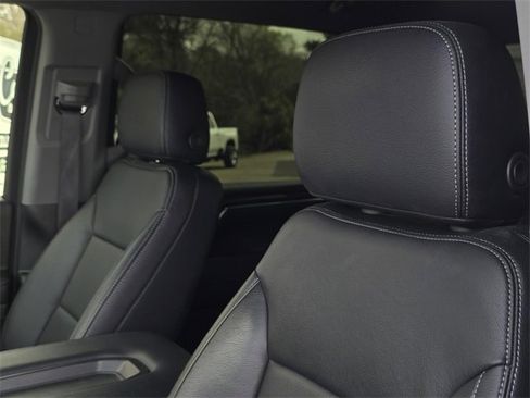 Used 2024 Chevrolet Silverado 2500 LT image 27