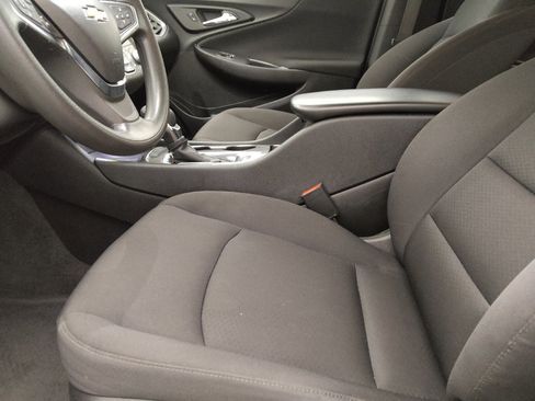 Used 2024 Chevrolet Malibu LS image 17