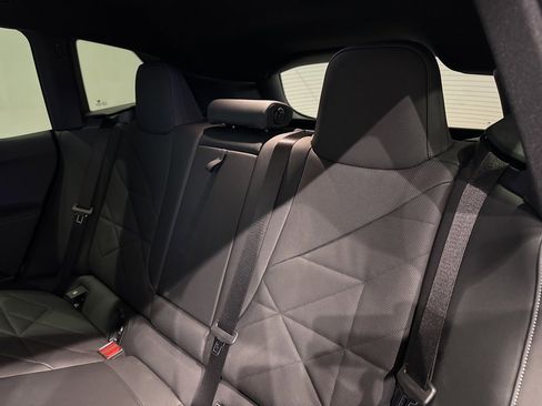 Used 2026 BMW iX xDrive60 w/ Premium Package image 33