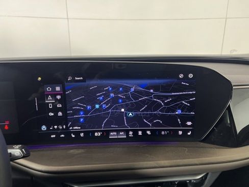 Used 2025 Audi Q5 Premium Plus w/ Premium Plus image 24