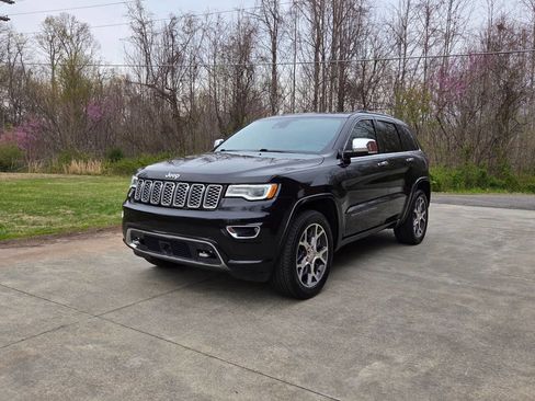 Used 2019 Jeep Grand Cherokee Overland image 1