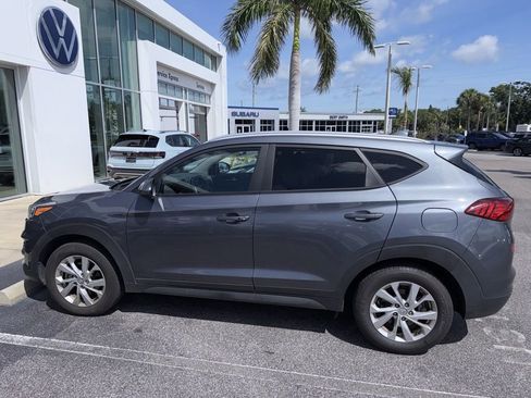 Used 2021 Hyundai Tucson Value FWD image 2