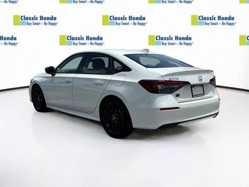 Certified 2025 Honda Civic Sport image 5