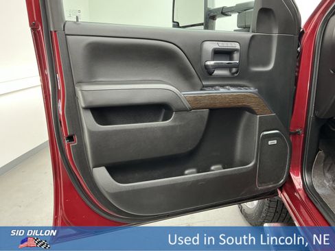 Used 2018 GMC Sierra 2500 Denali w/ Duramax Plus Package image 16
