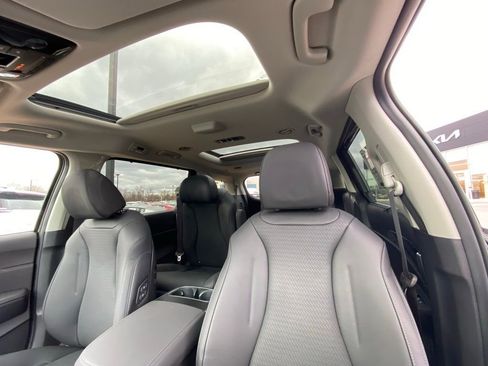 New 2026 Kia Carnival SX Prestige image 3