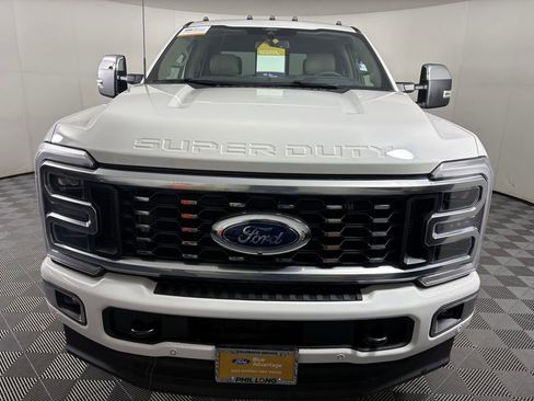 Certified 2026 Ford F350 Platinum w/ Platinum Plus Package image 2