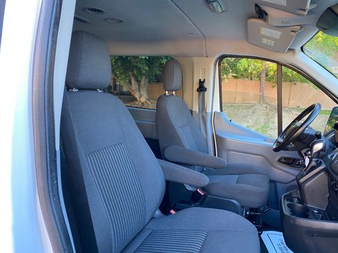 Used 2016 Ford Transit 350 XL image 35