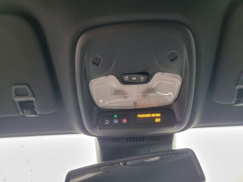 New 2026 GMC Canyon Elevation w/ Convenience Package image 16