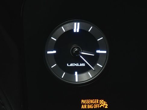 Used 2022 Lexus LS 500h AWD w/ Luxury Package image 36