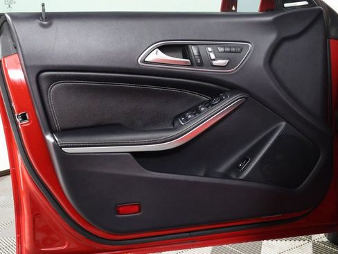 Used 2017 Mercedes-Benz CLA 250 image 12