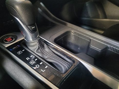 Used 2025 Nissan Sentra SV w/ All-Weather Package FWD image 26