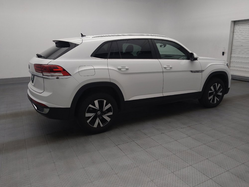 Used 2023 Volkswagen Atlas Cross Sport SE FWD image 10