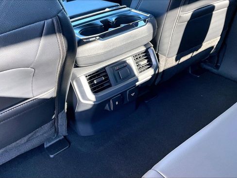 Used 2025 Ford F150 Lariat w/ Equipment Group 502A High image 11