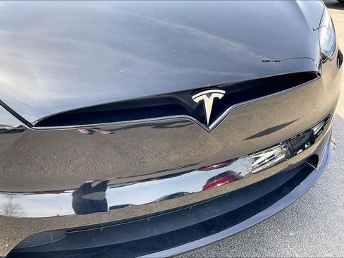 Used 2023 Tesla Model X image 28