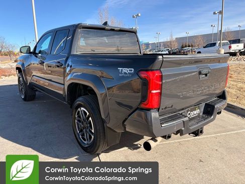 Used 2024 Toyota Tacoma TRD Sport image 4