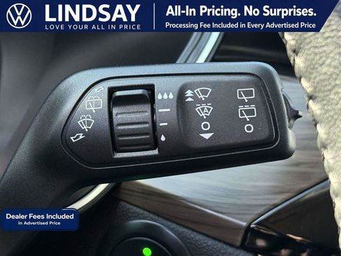 Used 2020 Ford Escape Titanium AWD/4WD image 25