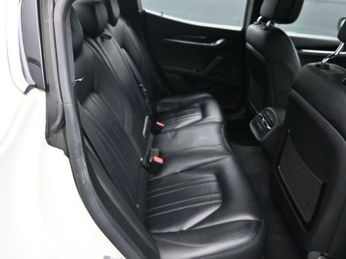Used 2022 Maserati Ghibli Modena image 25