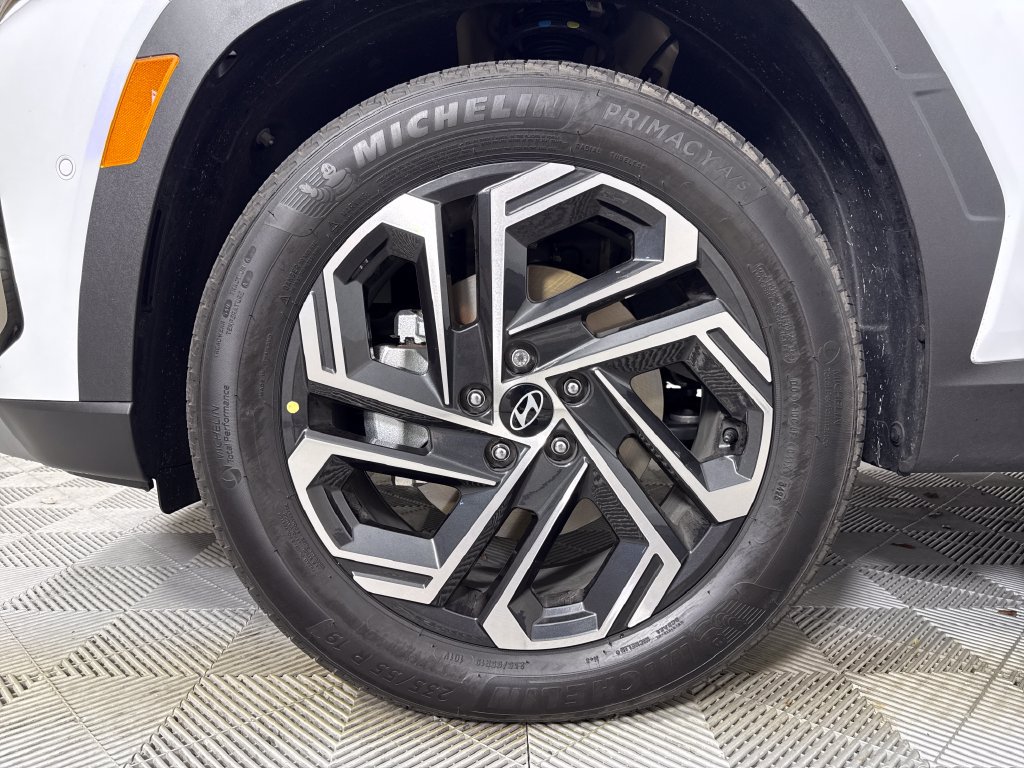 Certified 2026 Hyundai Tucson Limited AWD/4WD image 25