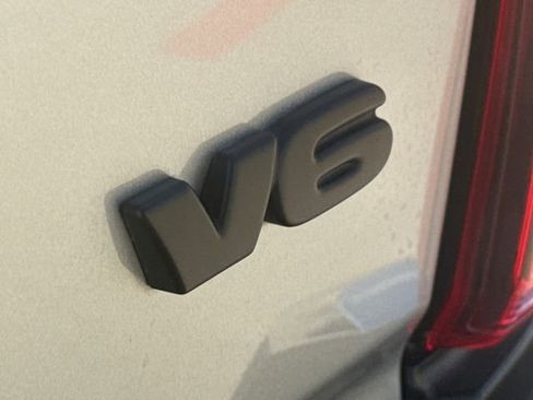 Used 2023 Toyota Tacoma SR5 image 11