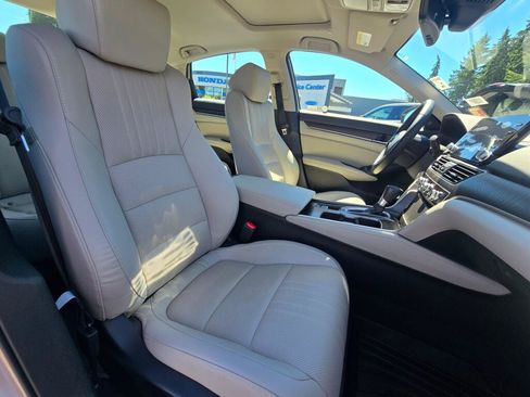 Used 2018 Honda Accord EX-L image 7