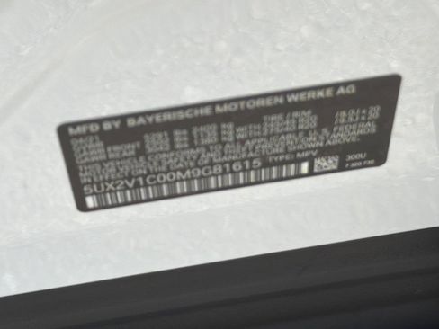 Used 2021 BMW X4 xDrive30i w/ Convenience Package AWD/4WD image 38