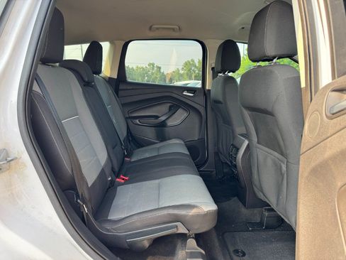 Used 2014 Ford Escape SE w/ Equipment Group 201A AWD/4WD image 18