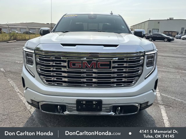 Used 2024 GMC Sierra 1500 Denali w/ Technology Package AWD/4WD image 2