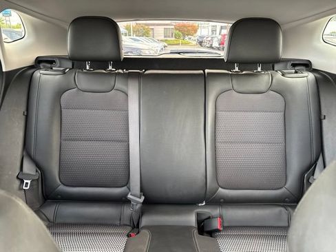 Used 2025 Chevrolet Trax LT w/ LT Convenience Package FWD image 27