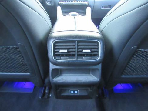 Used 2024 Mercedes-Benz GLE 450e 4MATIC image 30